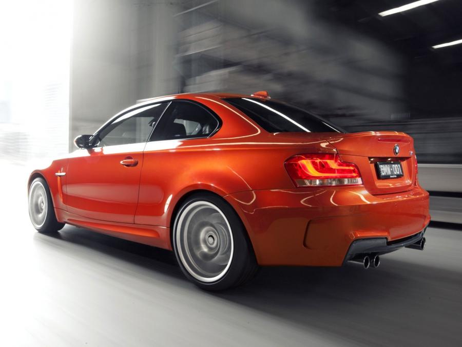  BMW 1-Series M Coupe 2011 года  (AU) (фото 7 из 10)